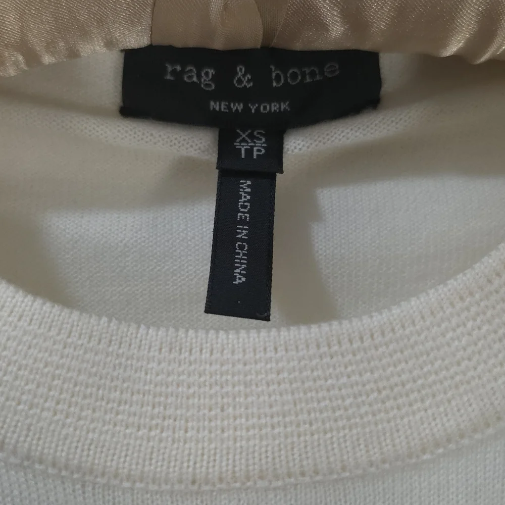 Rag & bone Navy and White Crew Neck Sweater Merino Blend XS NWOT - Picture 3 of 9